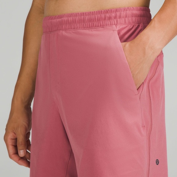 LULULEMON Pace Breaker Linerless 7” Short - Picture 2 of 5